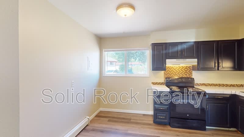 357 Gahart Drive – photo 2