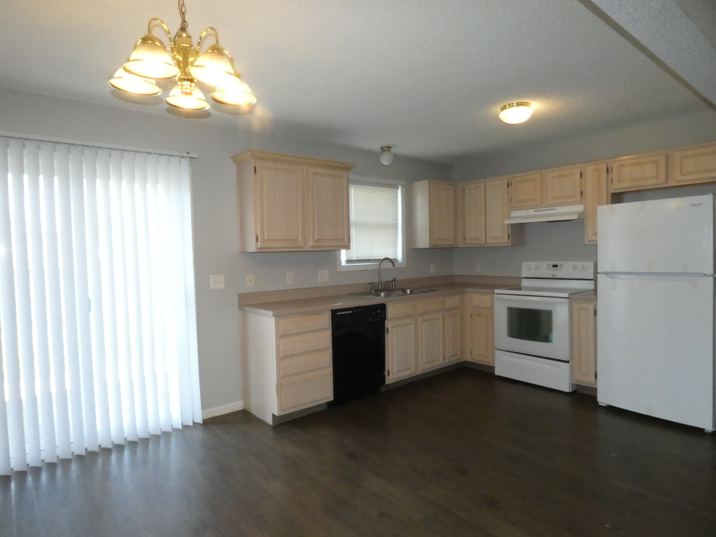 10632 N Locust Ct. – photo 5