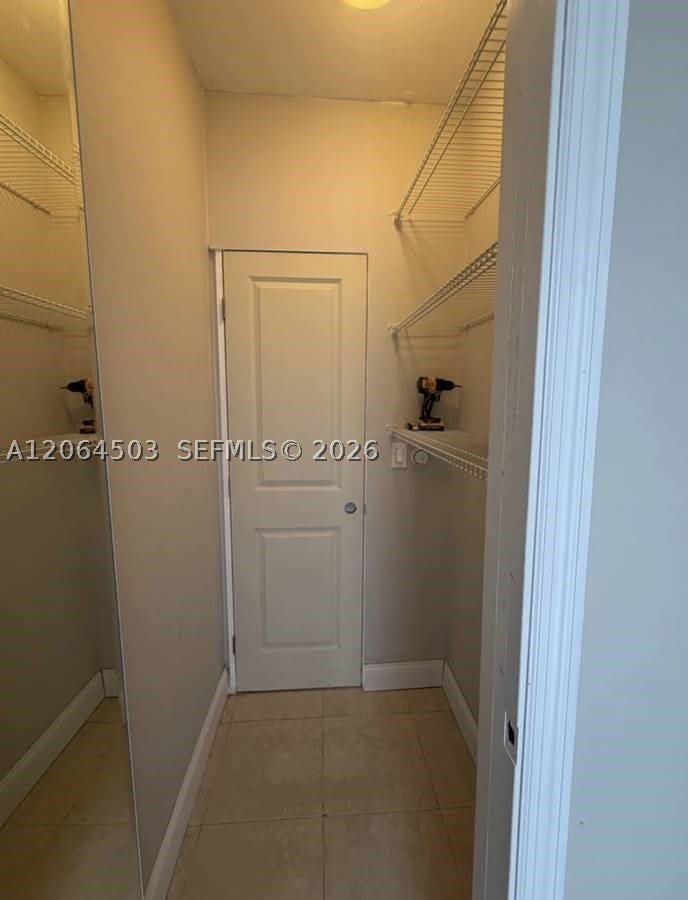 11100 NE 12th Ave – photo 3