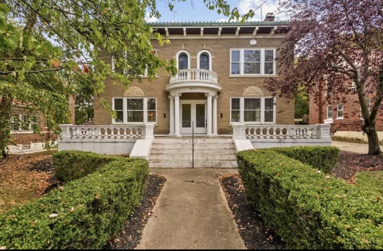 2817 Urwiler Ave – photo 1