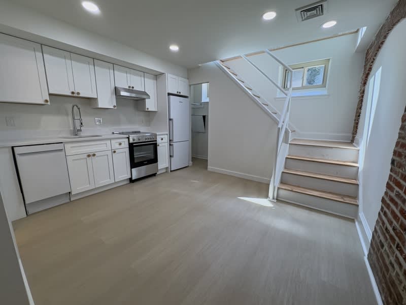 1703 Green St – photo 2