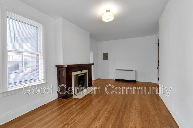 211 Summer St – photo 2