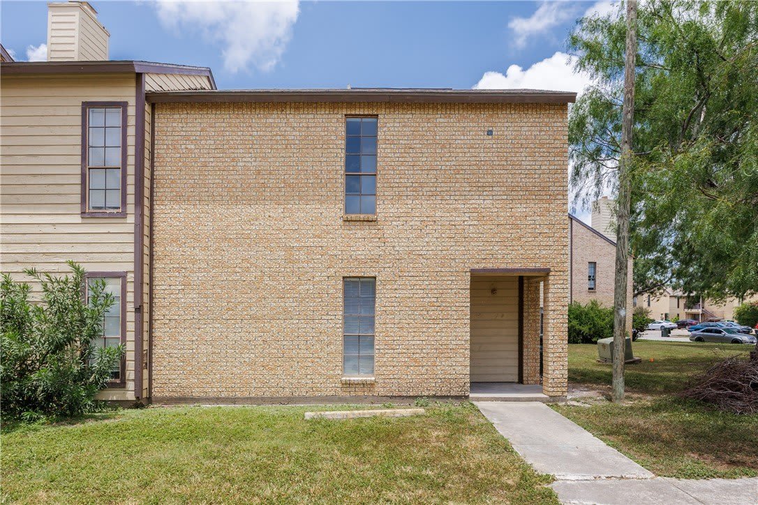 6114 Wilderock Drive – photo 2