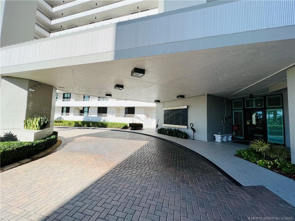 8880 S Ocean Drive – photo 4