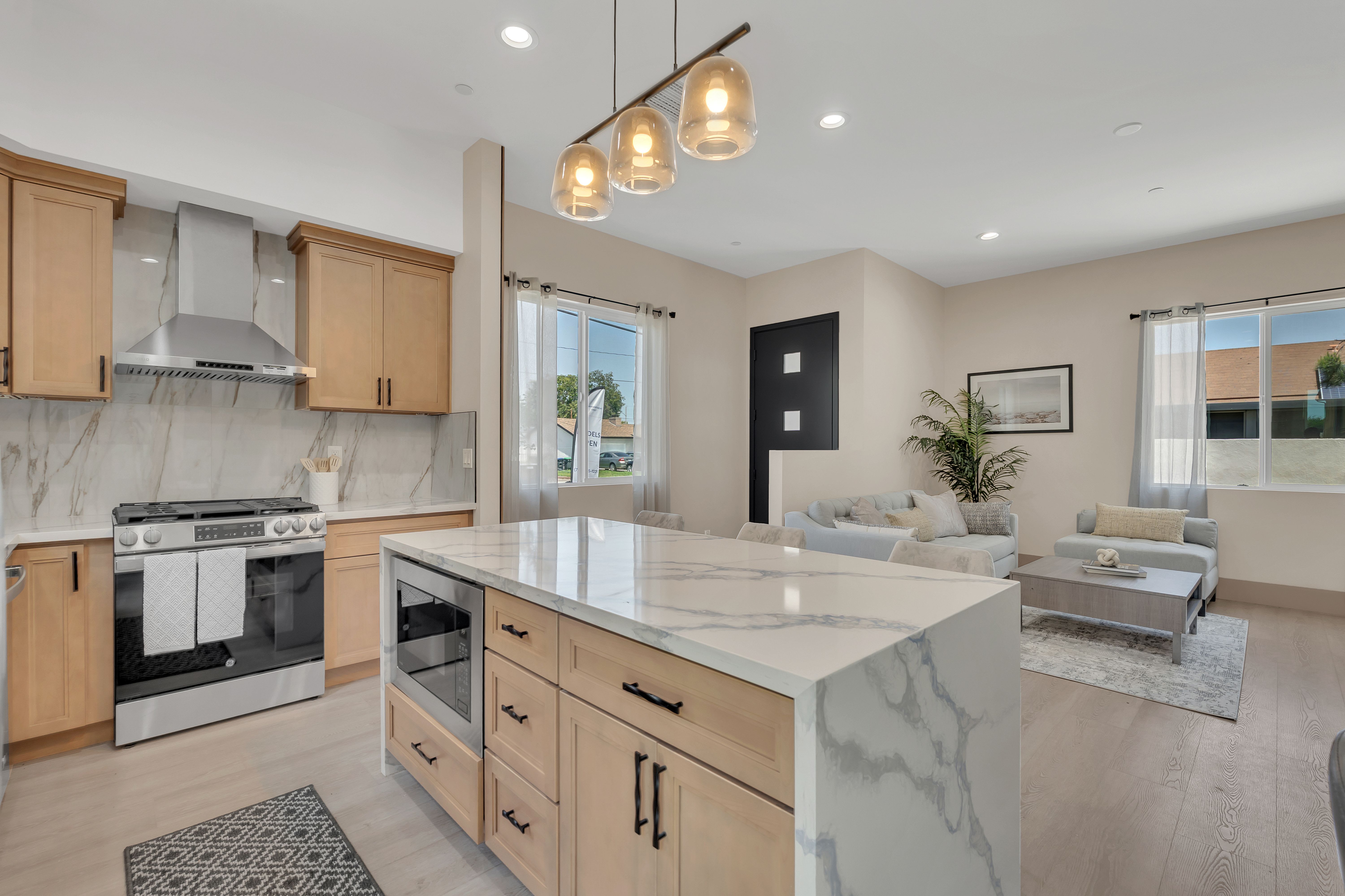 8230 Starr Street – photo 5