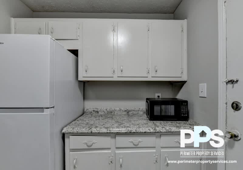 1549 Knox DR SE – photo 3
