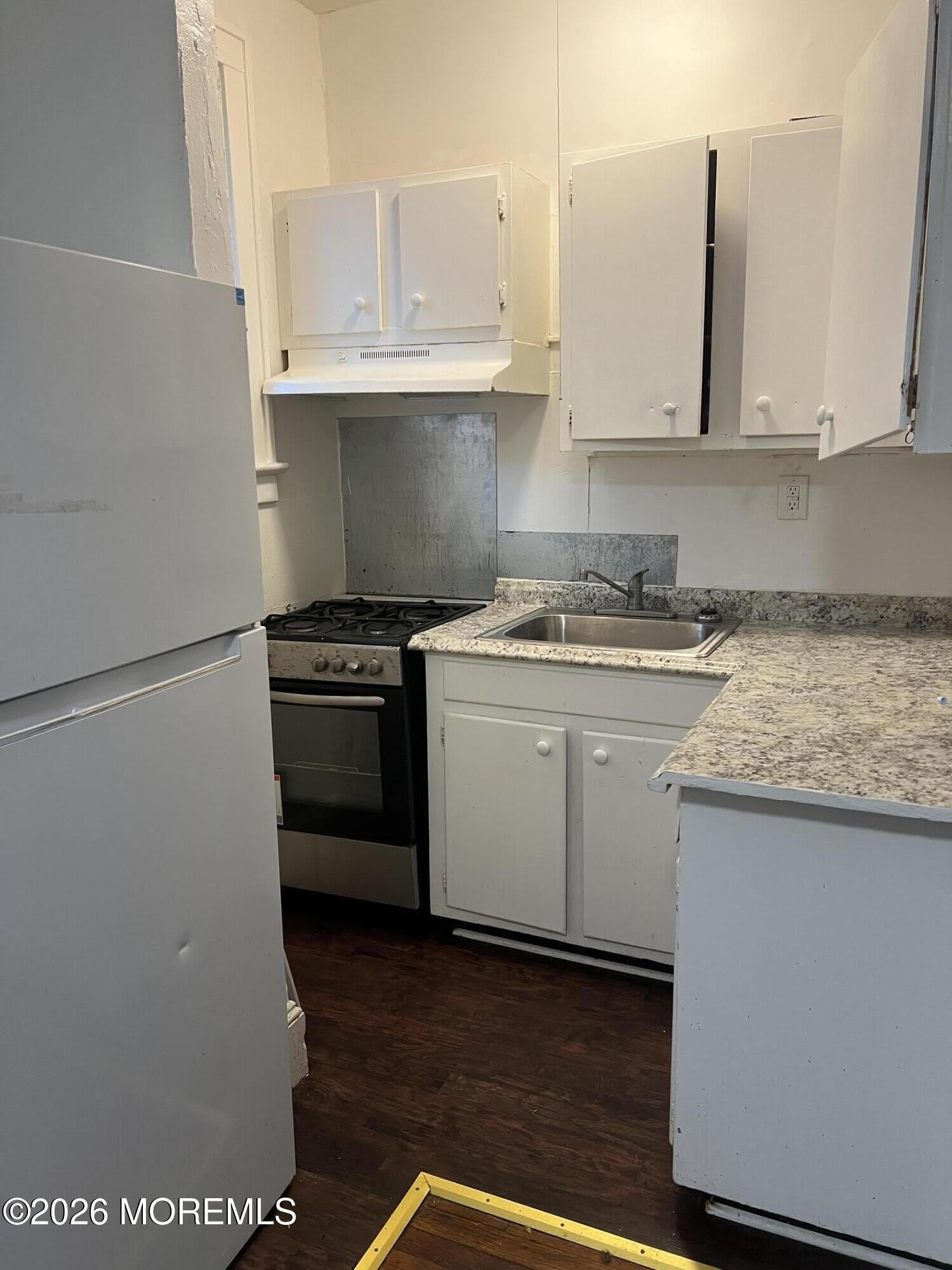 922 4th Avenue – photo 2