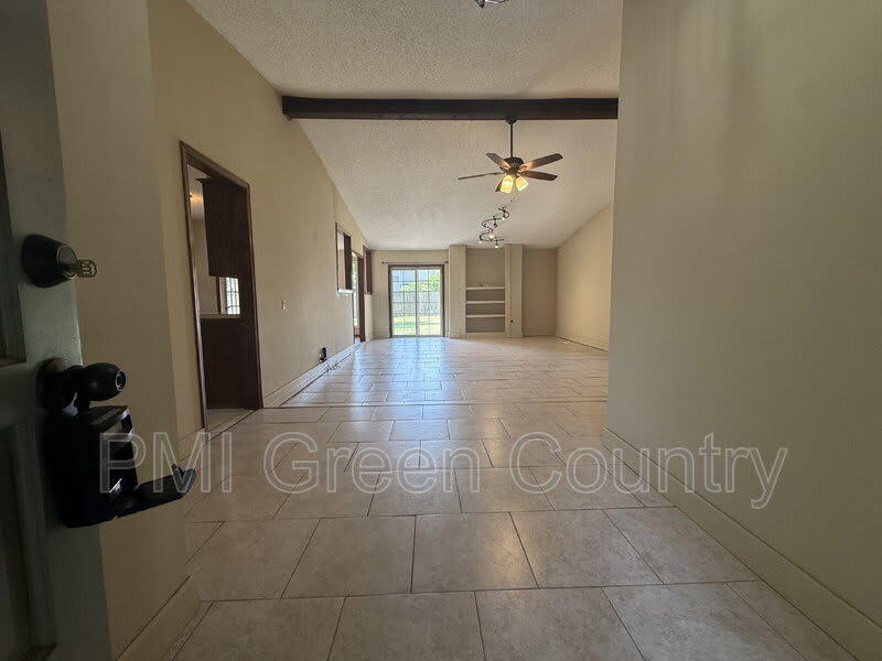 7530 East 78th Street – photo 3