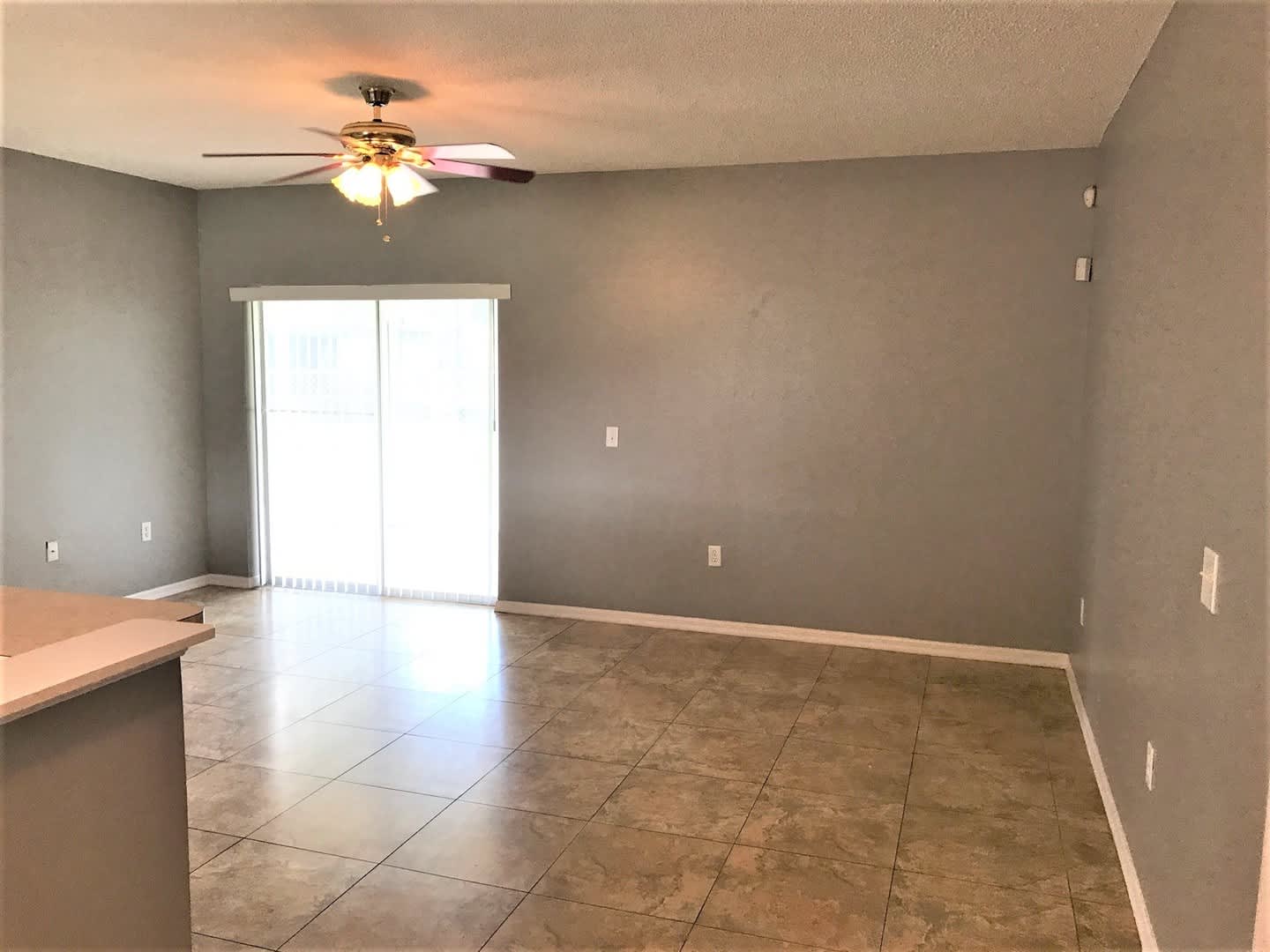 Beautifully 3 bedroom, 2 bath Single-Family Home in the Kissimmee – photo 4