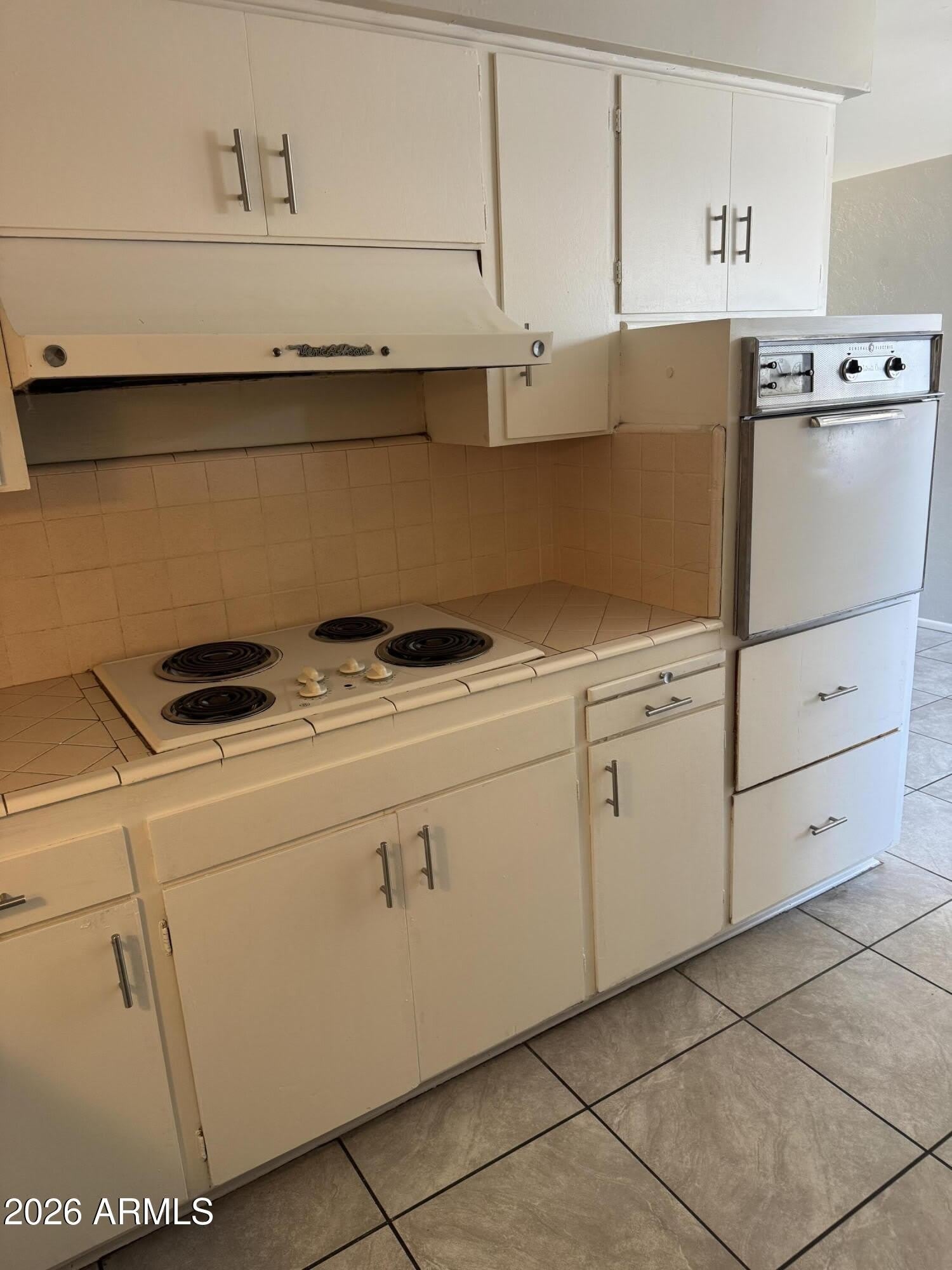 62 S ALLEN – photo 1