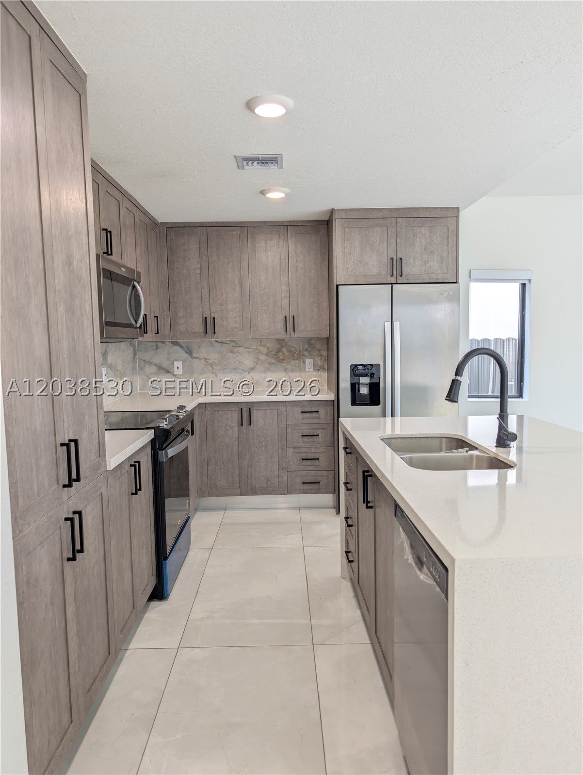 1373 NW 1st St – photo 5
