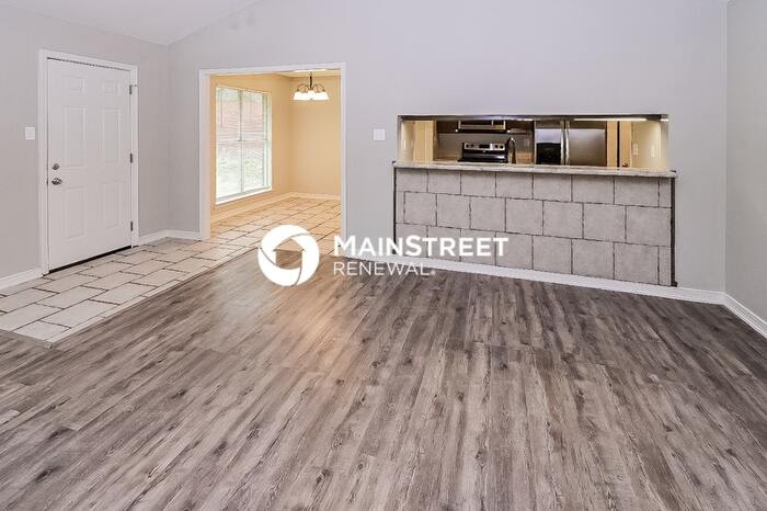6540 Jamestown Drive – photo 4