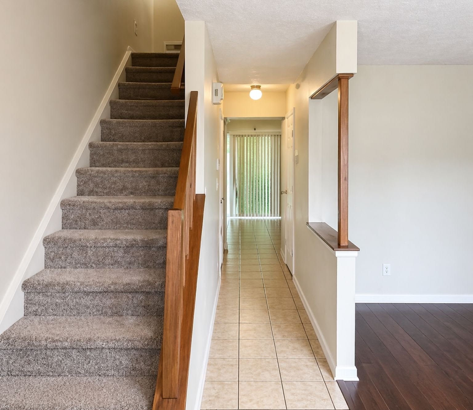 9456 Lexington CircleUnit D – photo 2