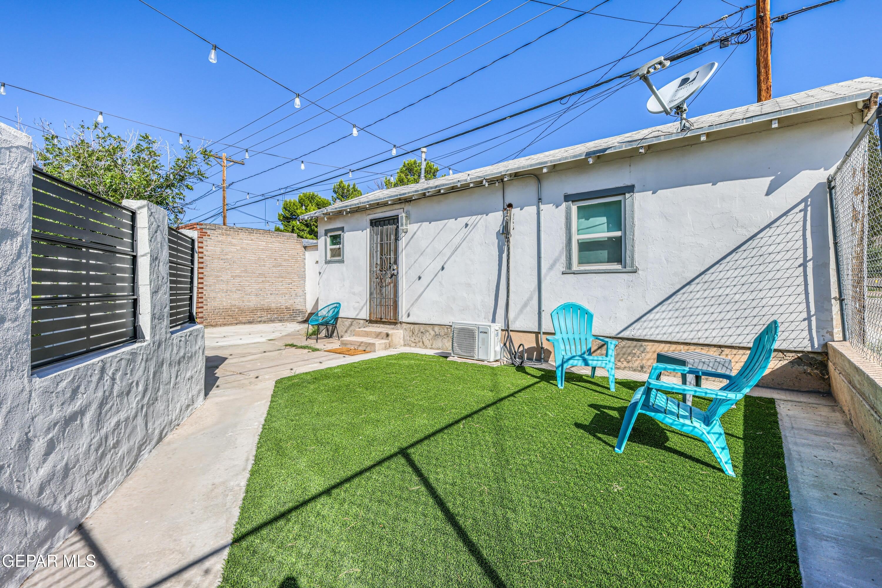 2729 PERSHING Drive – photo 1
