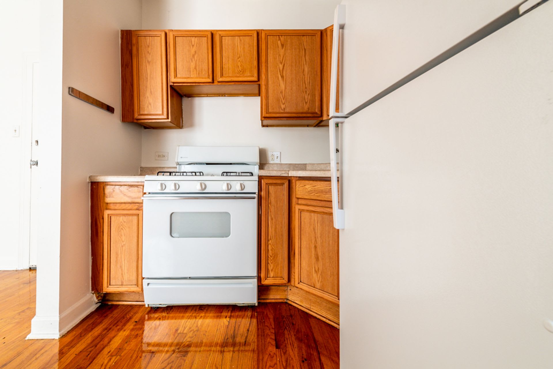 5836 W Madison St – photo 2