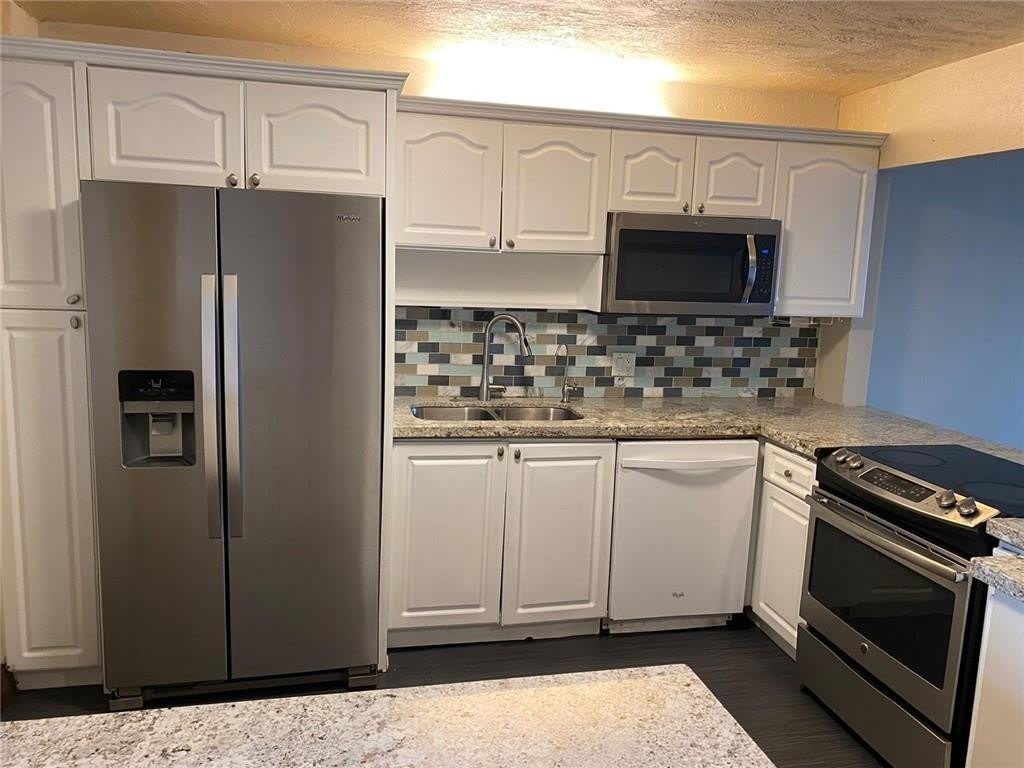 290 Racquet Club Road – photo 1