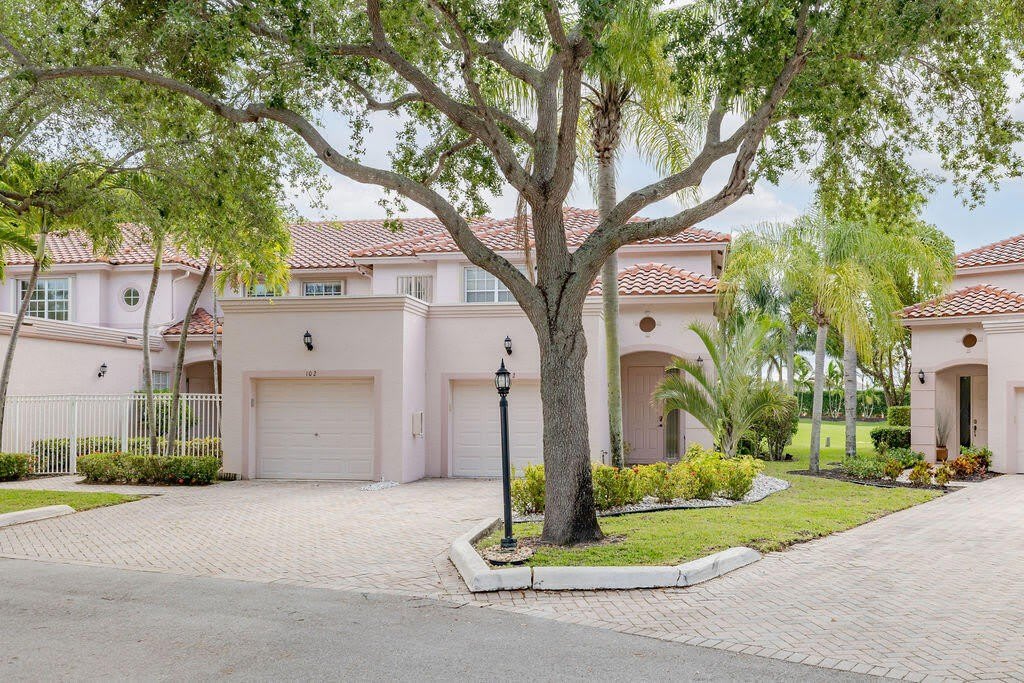 8050 Aberdeen Drive – photo 5