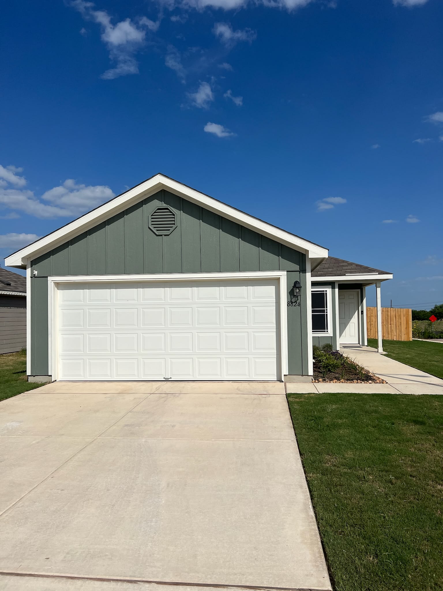 8824 Broad Wing Drive – photo 2