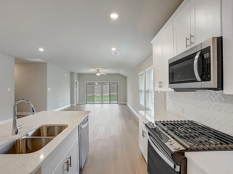 1209 Gardendale Hollow Lane – photo 4
