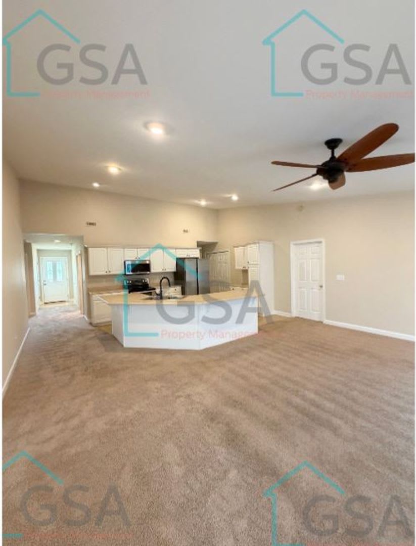 4 Bedroom 3 Bath – photo 3