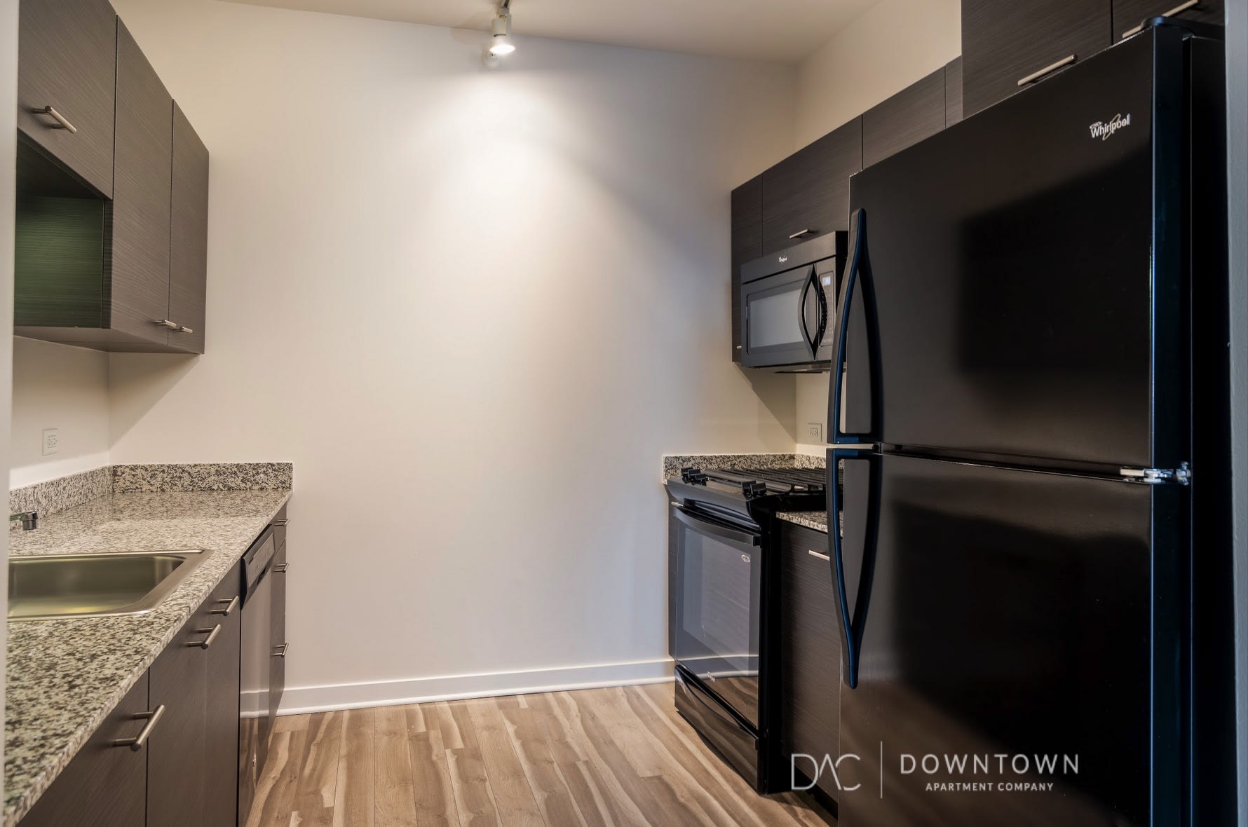 809 N La Salle Dr – photo 1