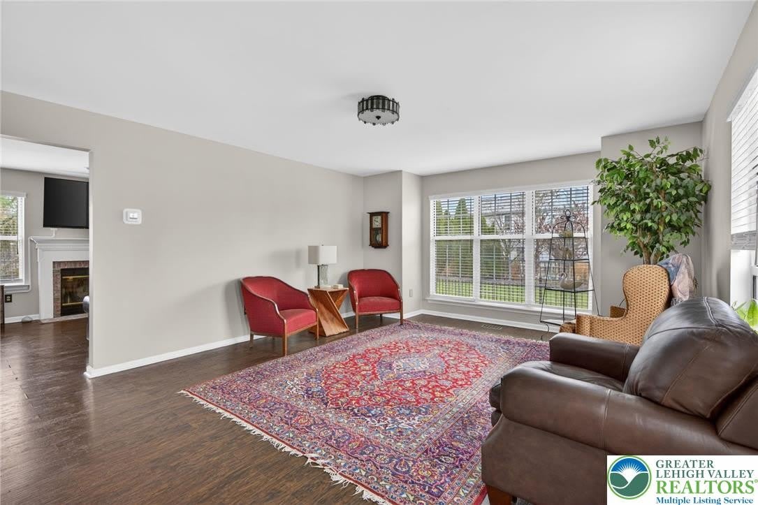 4894 Concord Drive – photo 2