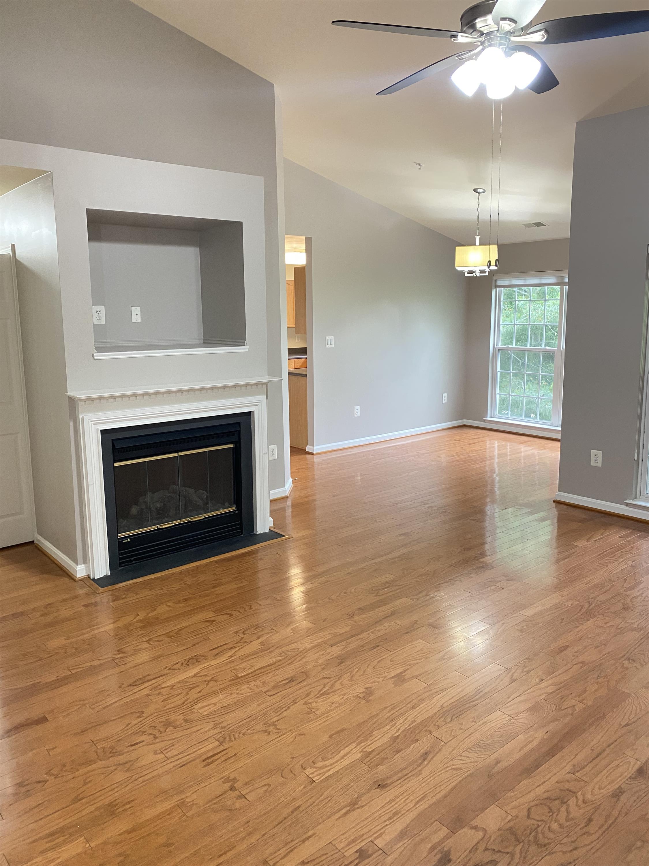 597 Cawley DriveUnit 3B – photo 4