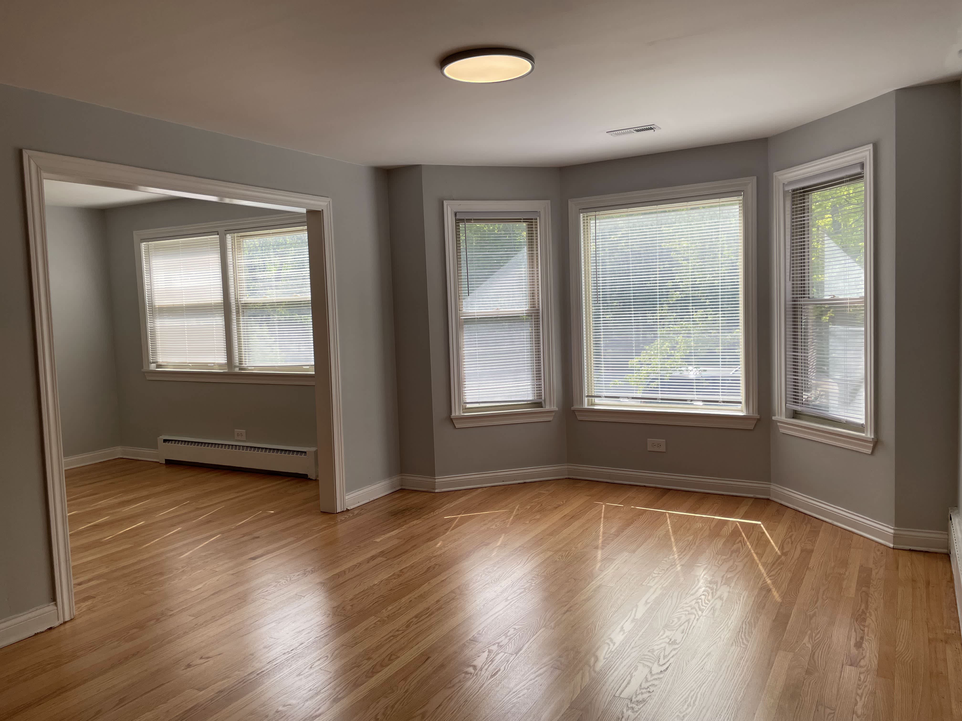 5839 North Cicero Avenue – photo 3