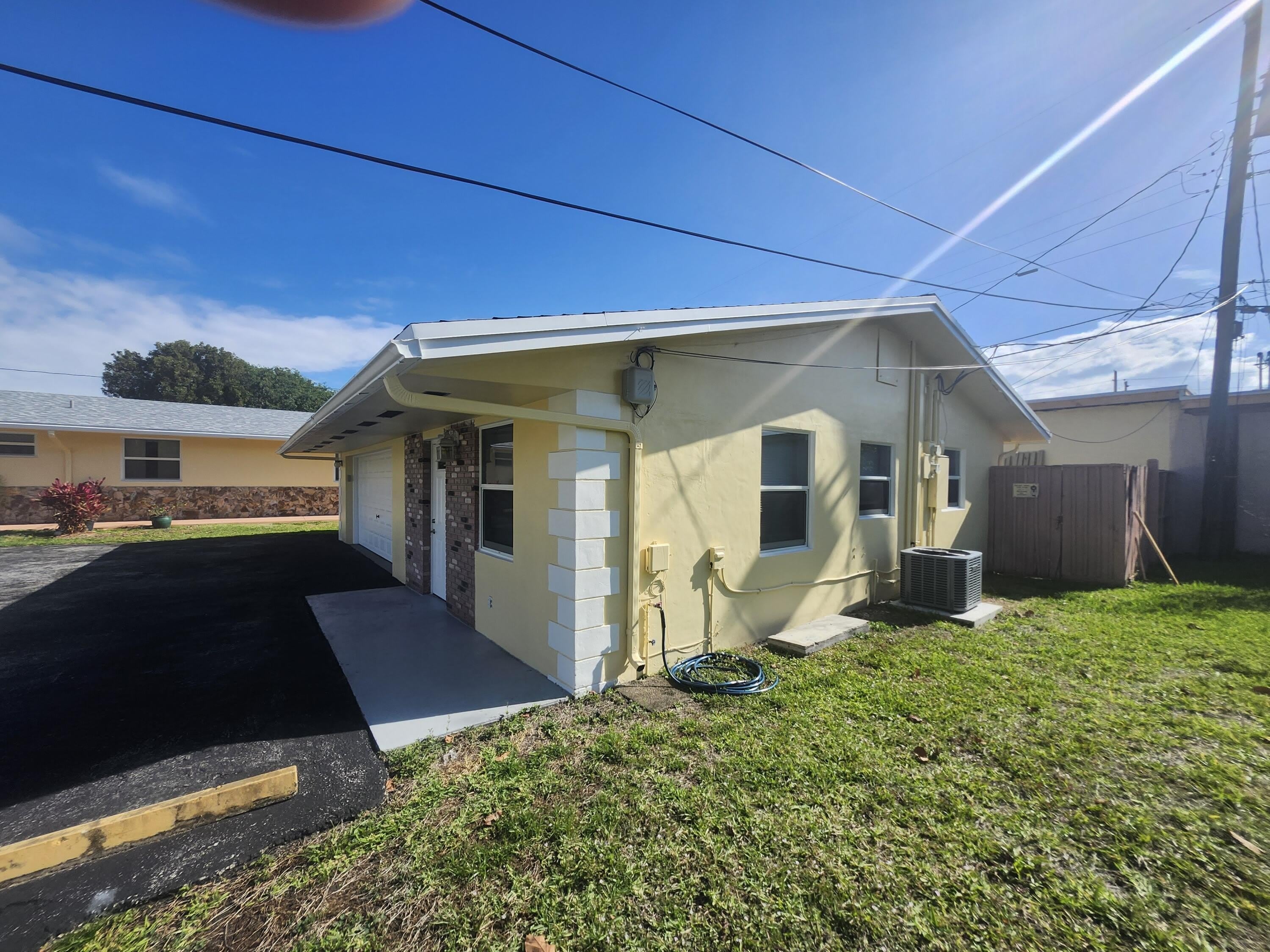 511 N 60th Way – photo 2