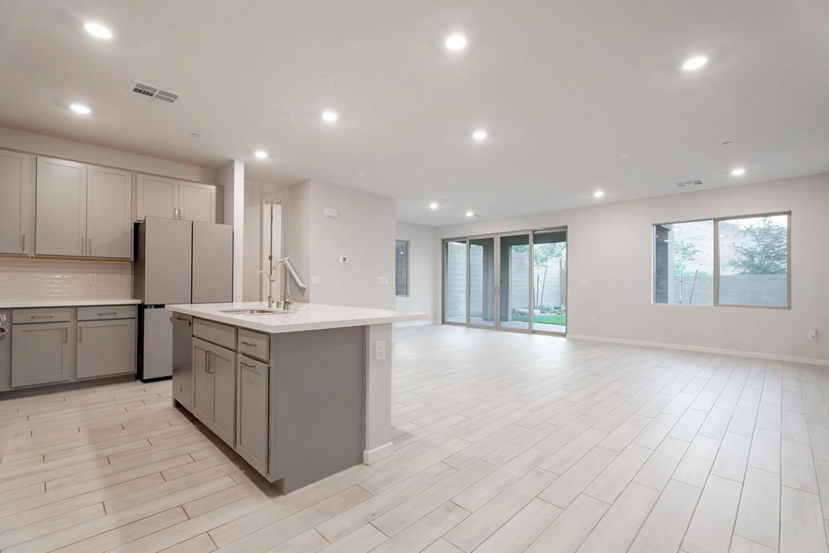 11620 Desert Hollow Avenue, Las Vegas, NV 89138 – photo 4