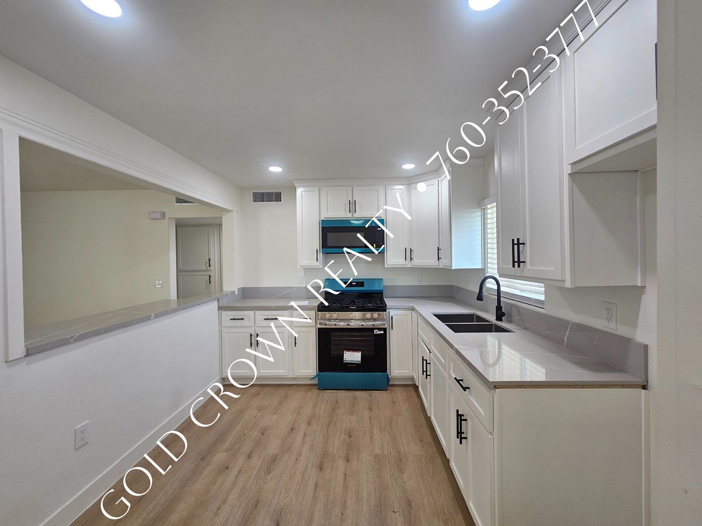 Newly Renovated Home for Rent – photo 5