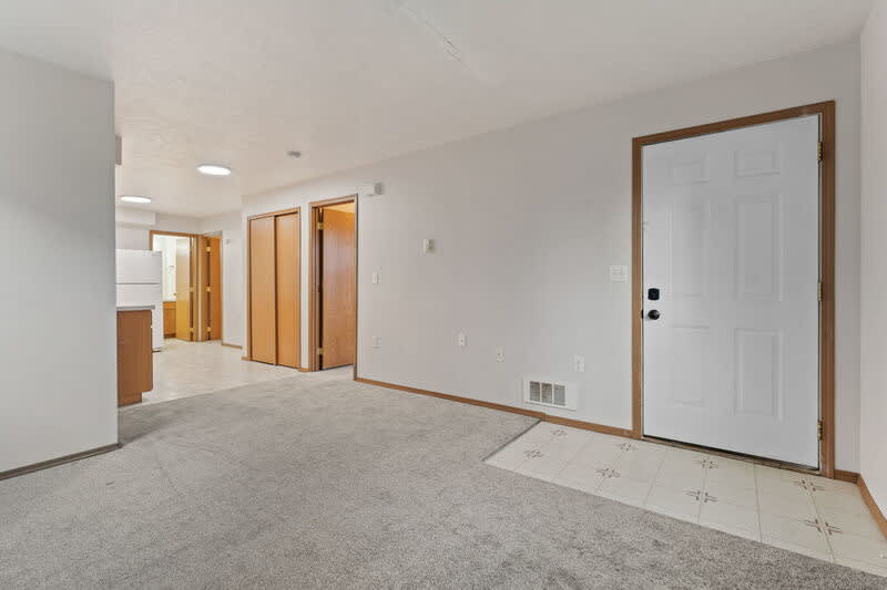 105 West 3rd Street – photo 4