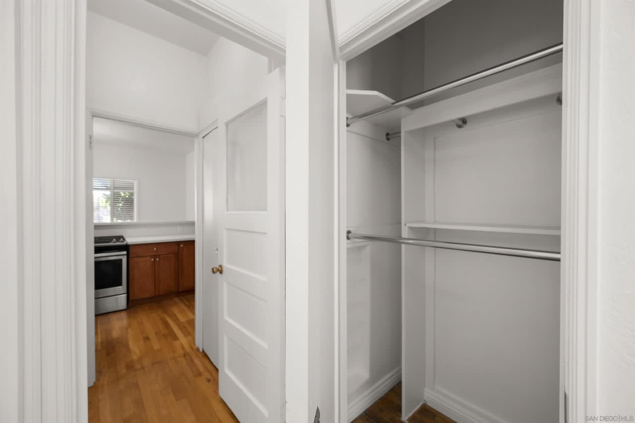 1430 Upas Street 1 – photo 2
