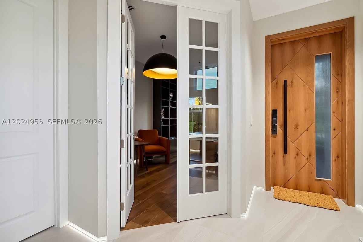 4426 Greenway Dr – photo 3