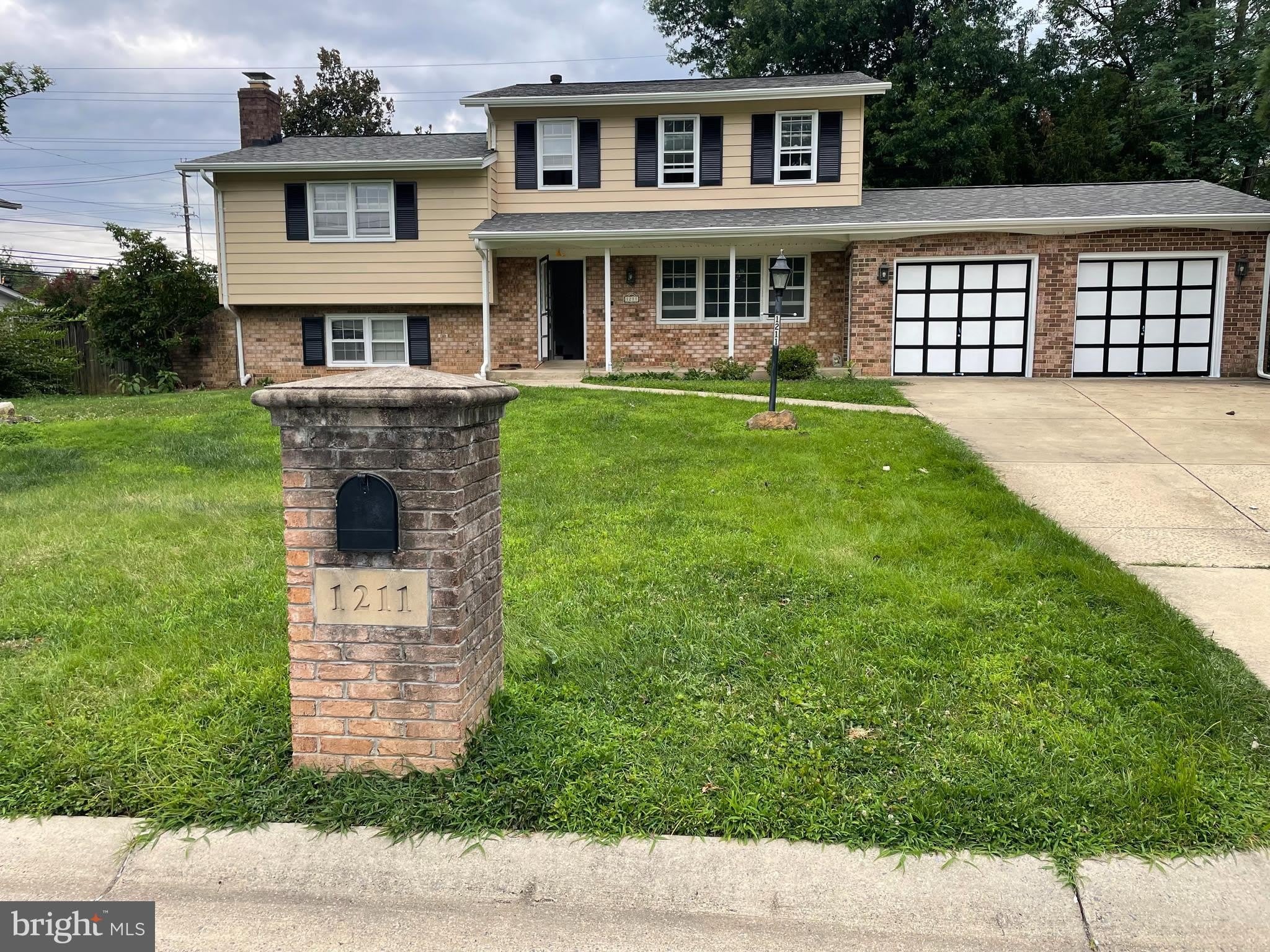 1211 MORNINGSIDE Drive – photo 3
