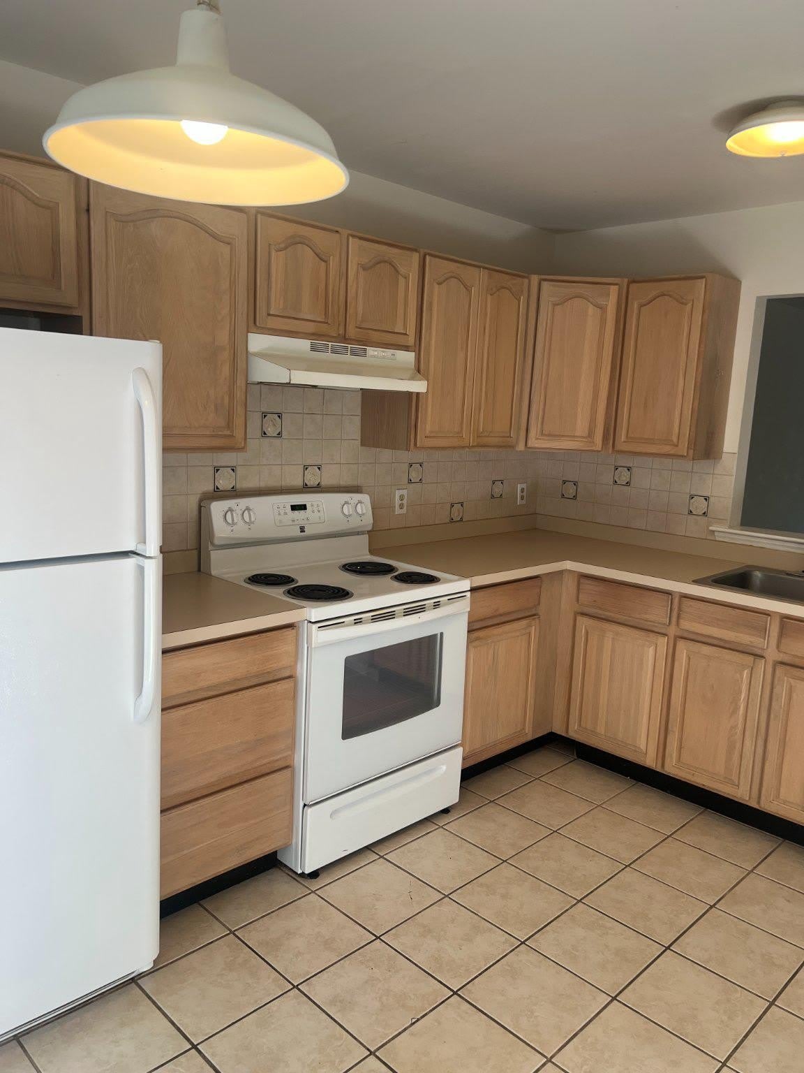 120 Clover Court – photo 3