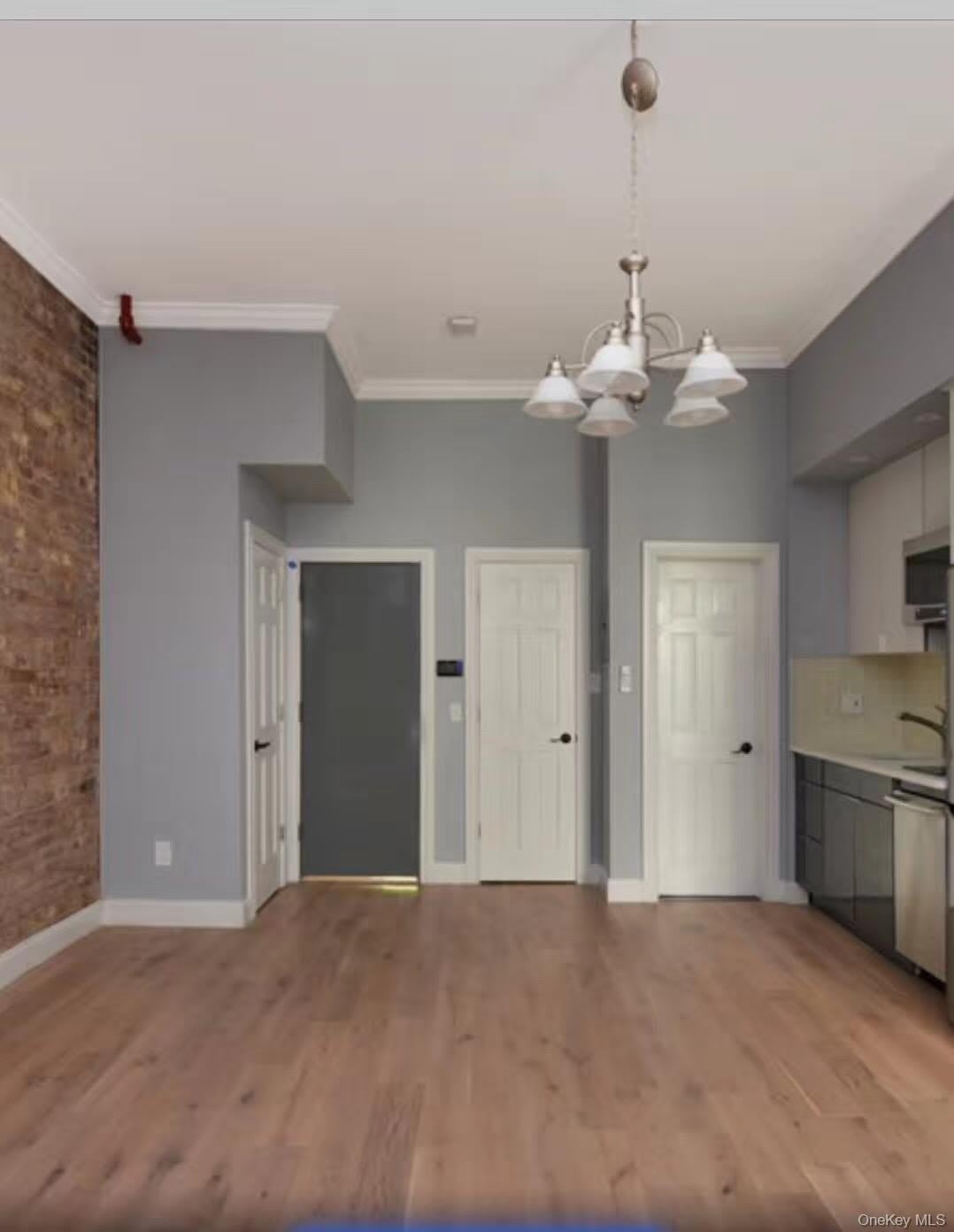 1598 Lexington Avenue – photo 3