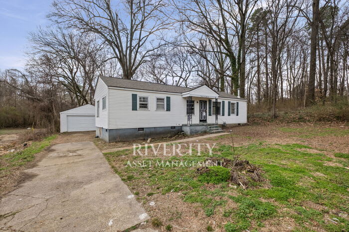 2185 Slocum Avenue – photo 2