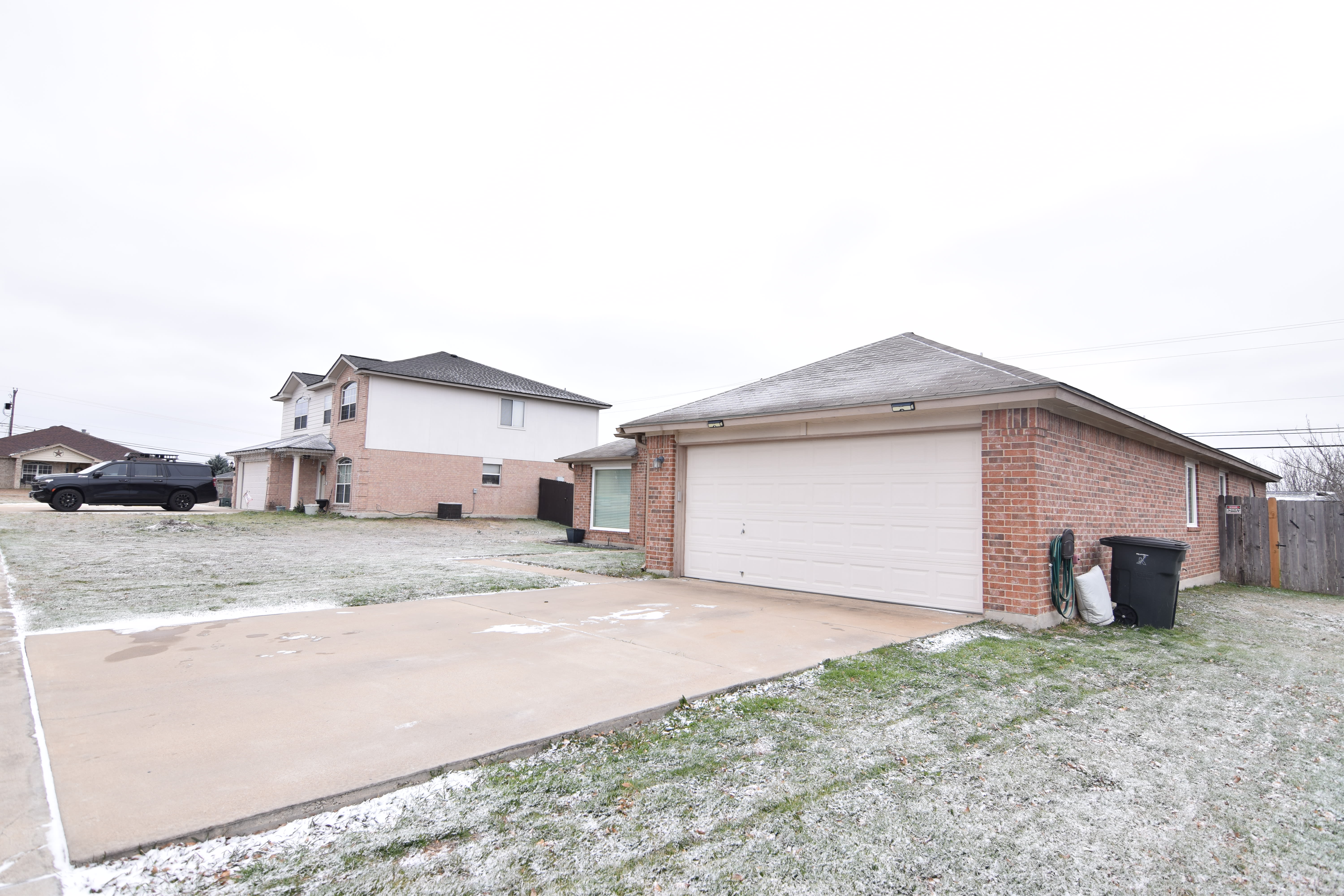 4814 Water Oak Dr – photo 2