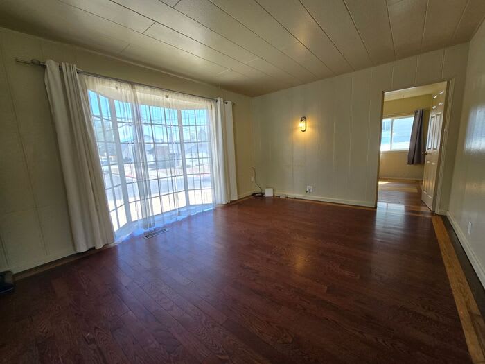 326 West 11th Street – photo 3