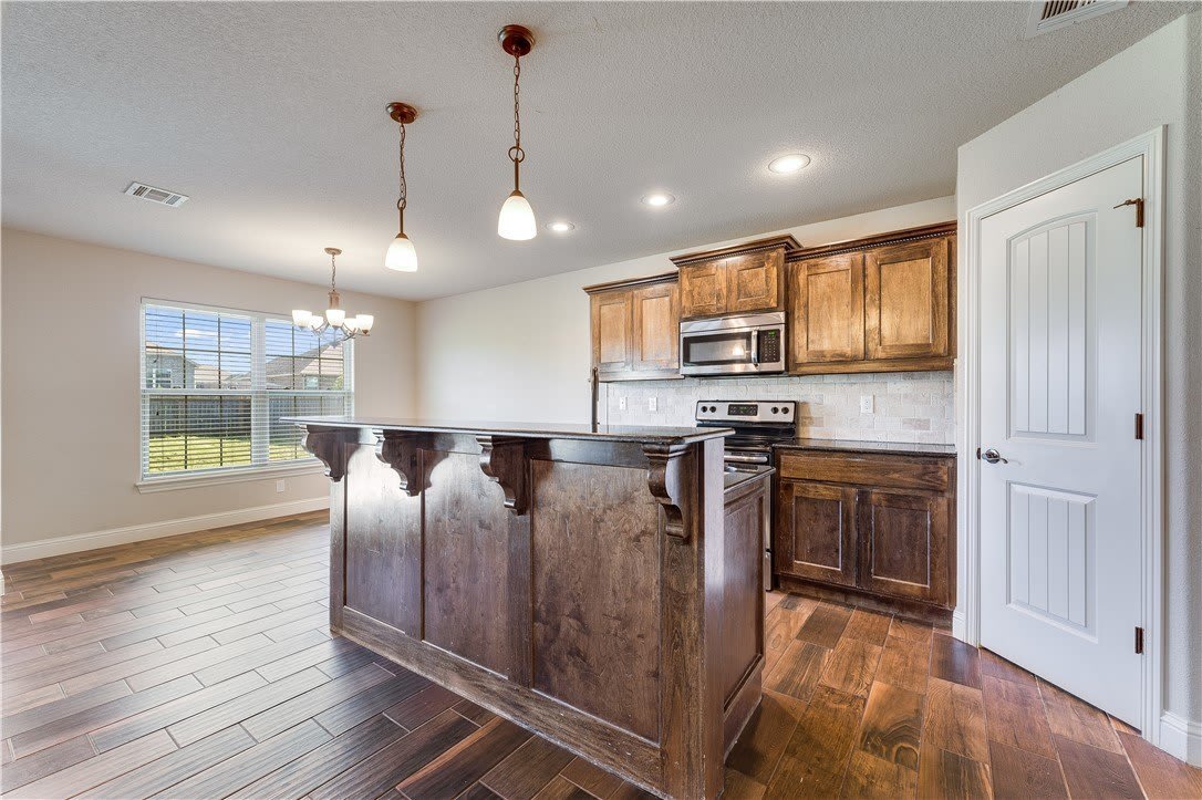 4204 SW Limestone Avenue – photo 5