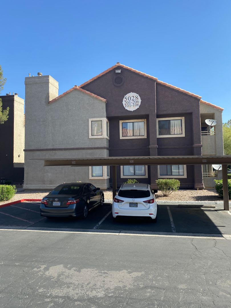 Americana Property Mgmt Freshly Remodeled 2Beds 2Baths Condo Fully Furnished In The Sw – photo 1