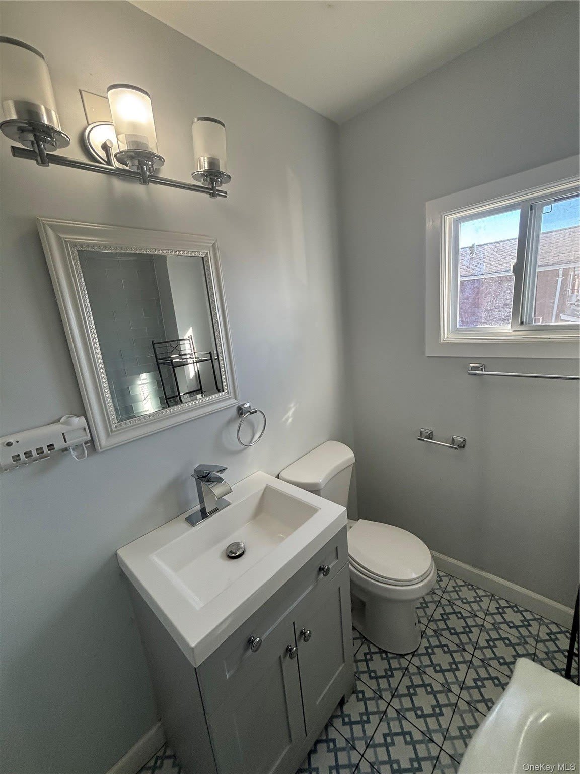 132-28 Crossbay Boulevard – photo 3