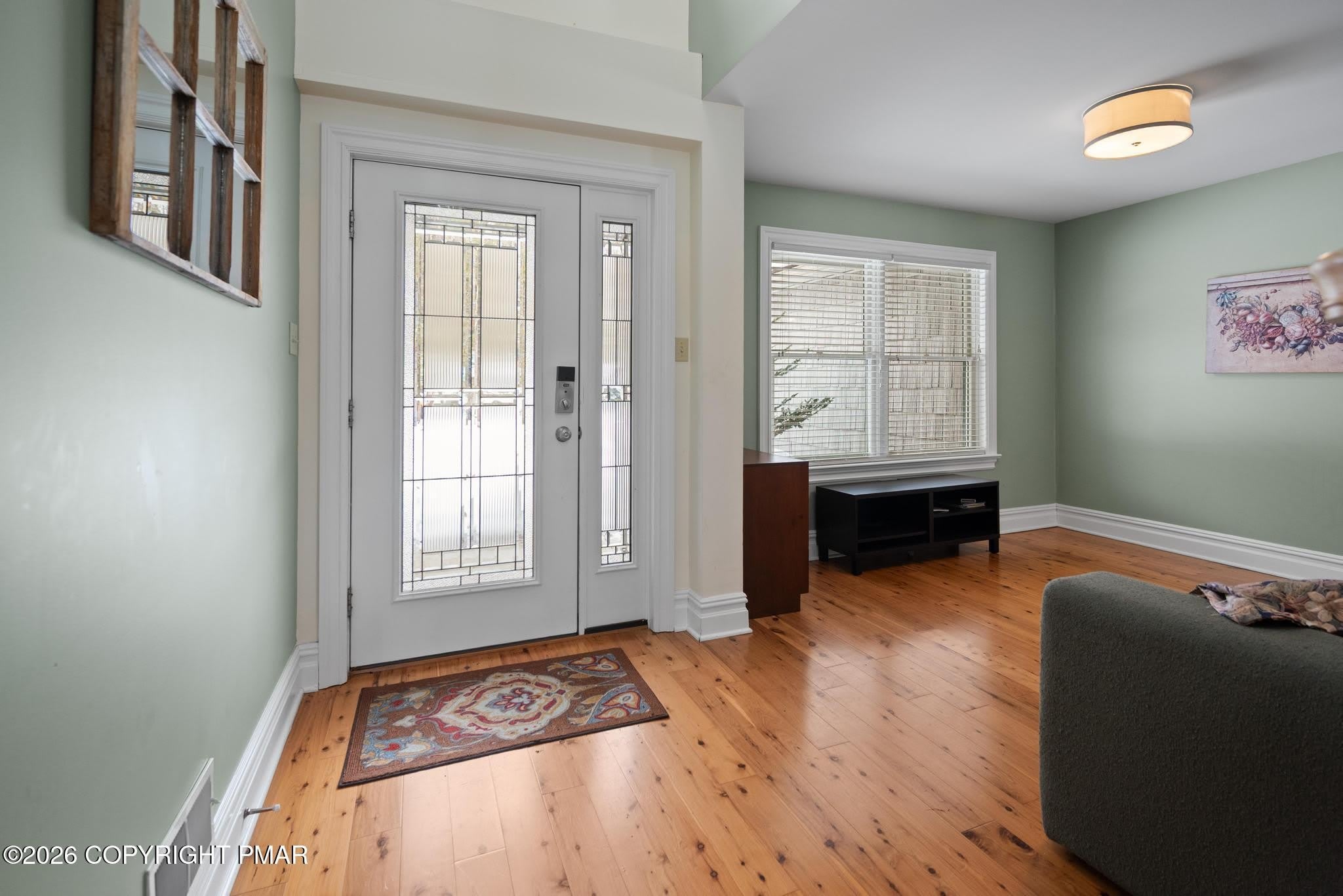 2236 Hillcrest Drive – photo 5