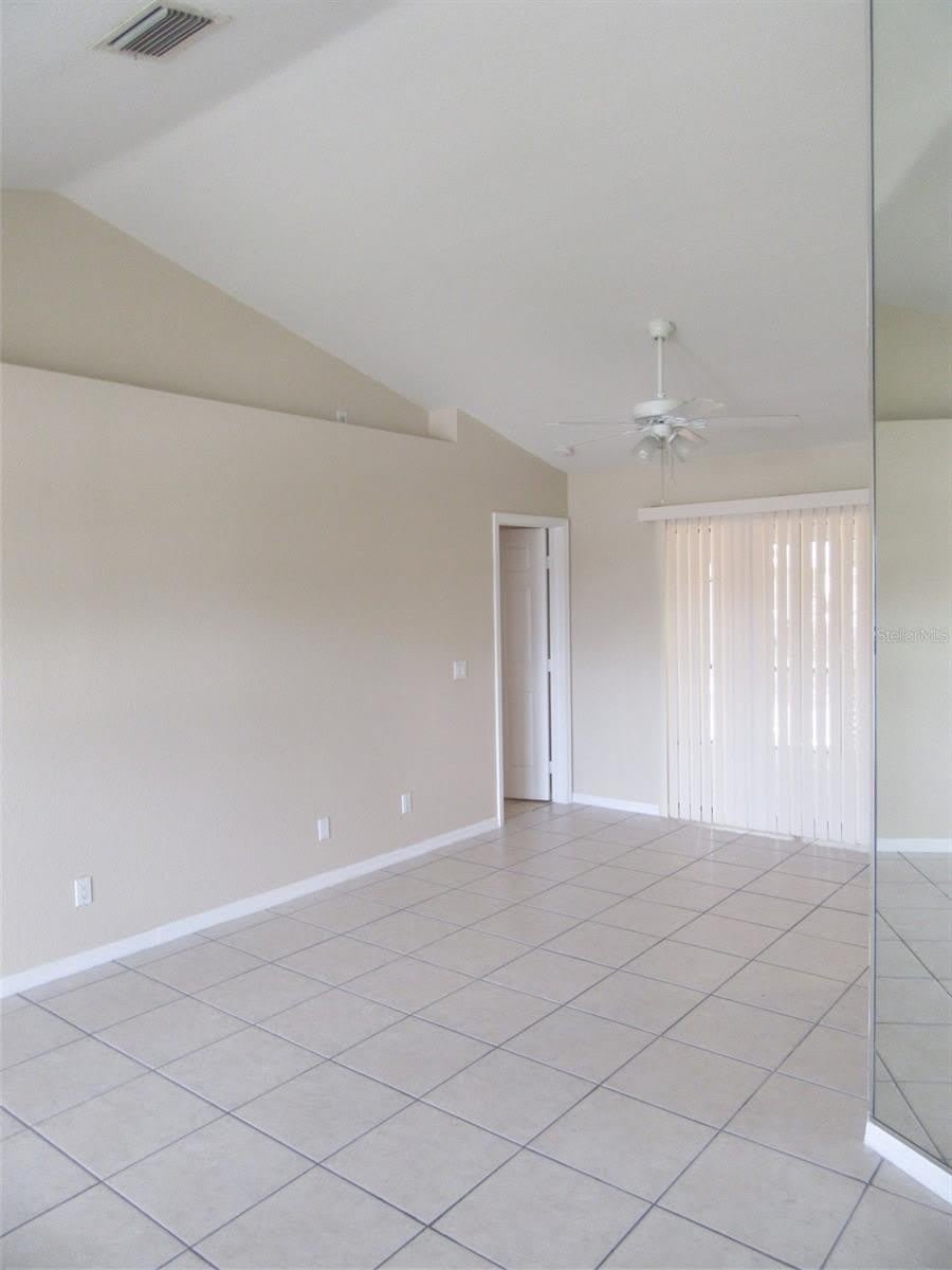 22182 Peachland Boulevard – photo 4