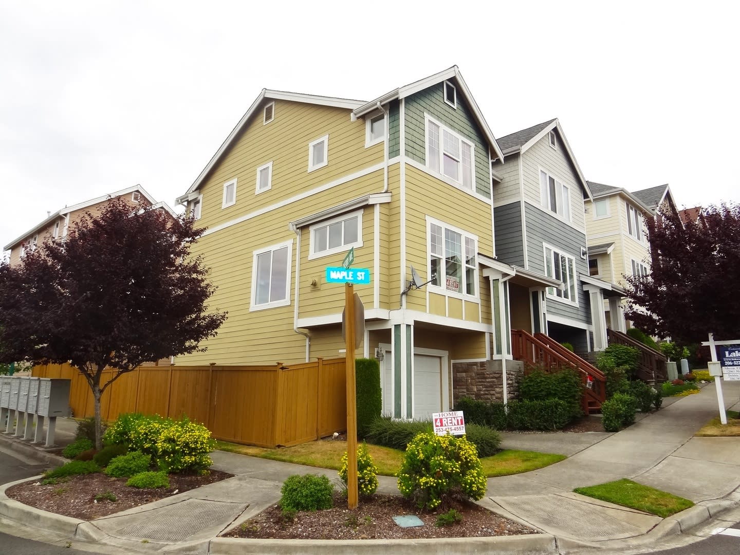 UP SCHOOLS! 3 bdrm, 2.5 bath, $2795 rent + $26.50 RBP + $68.18 monthly PC Sewer – photo 3