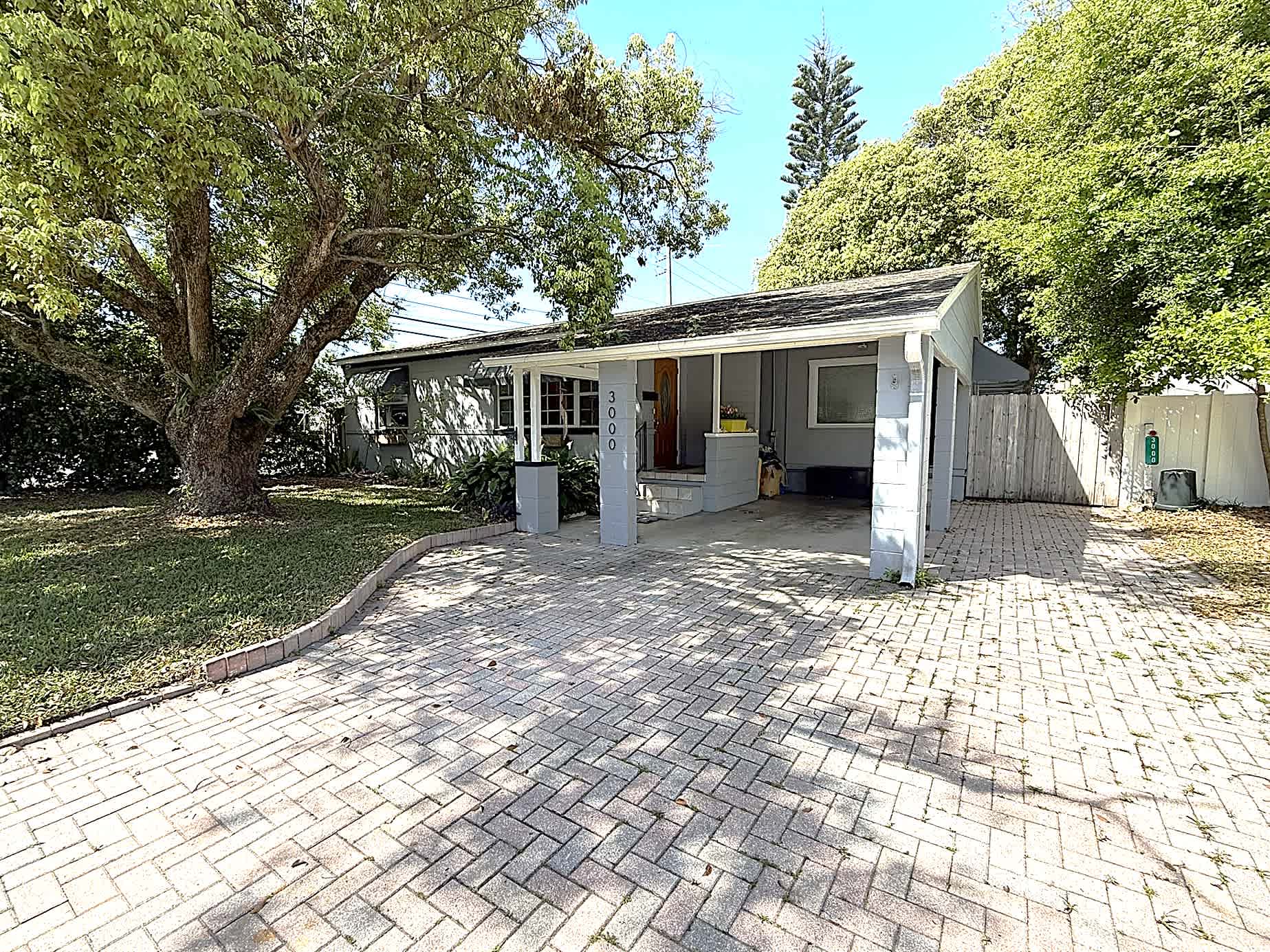 3000 Knollwood Circle – photo 2