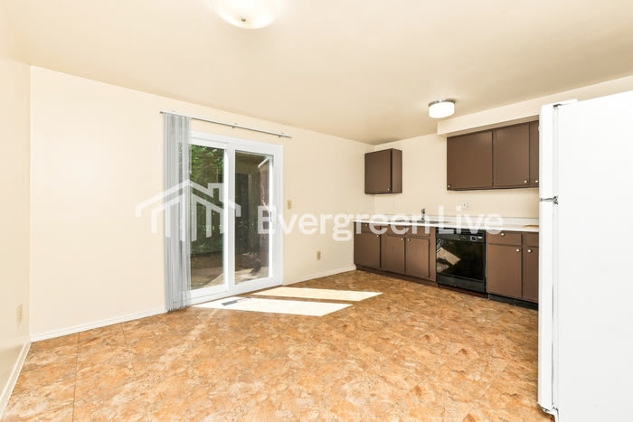 8035 Mount Everest Street – photo 5