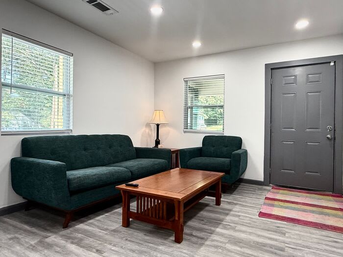 1477 Olive Street Southwest – photo 4
