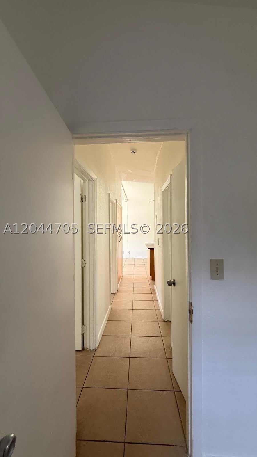 1525 Nw 18Th Ct – photo 4